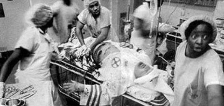 Black doctors perform on KKK patient